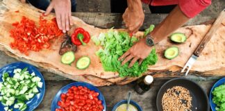 7 Foods That Prevent Alzheimer’s and 4 That May Contribute