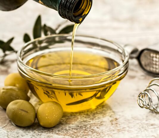 Is Your “Healthy” Olive Oil a Lie? The Shocking Truth About Fakes and How to Find the Real Gold.